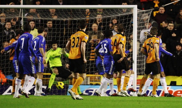  蓝军火力全开，切尔西客场横扫狼队