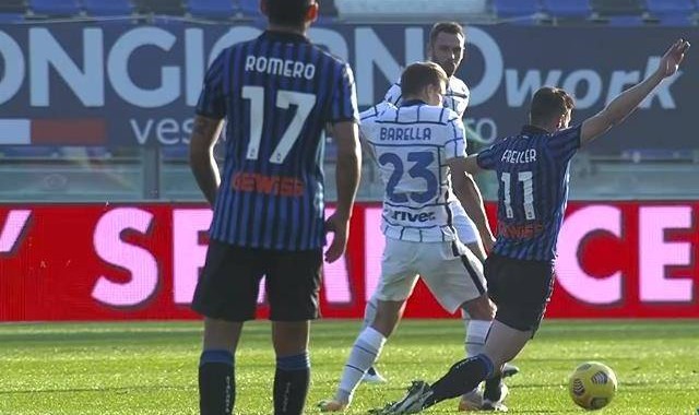  都灵德比激战双方互交白卷  