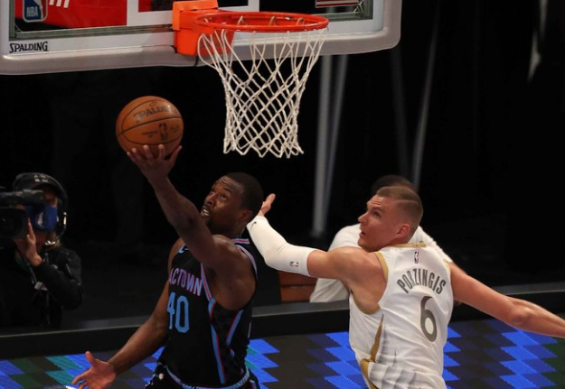  福克斯高效输出国王爆冷战胜掘金打破其不败神话